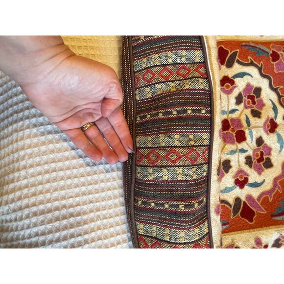 Boho Floral Embroidered Zip Closure Lined Large Tote Bag Purse - Picture 13 of 16